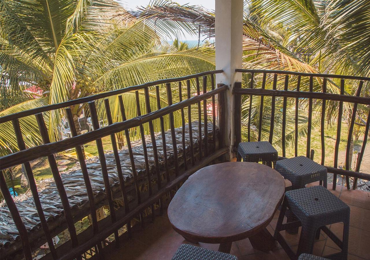 Marbella Eco Lodge Monterrico Bagian luar foto