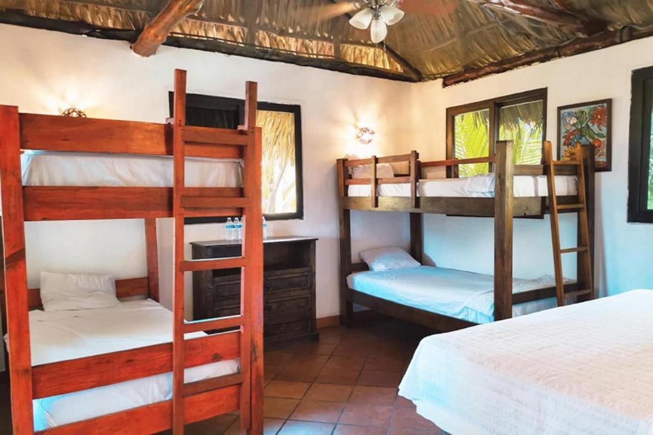 Marbella Eco Lodge Monterrico Bagian luar foto