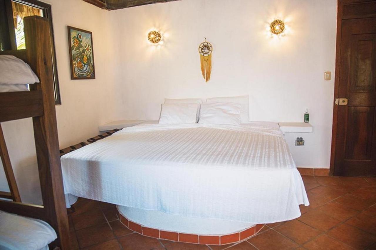 Marbella Eco Lodge Monterrico Bagian luar foto