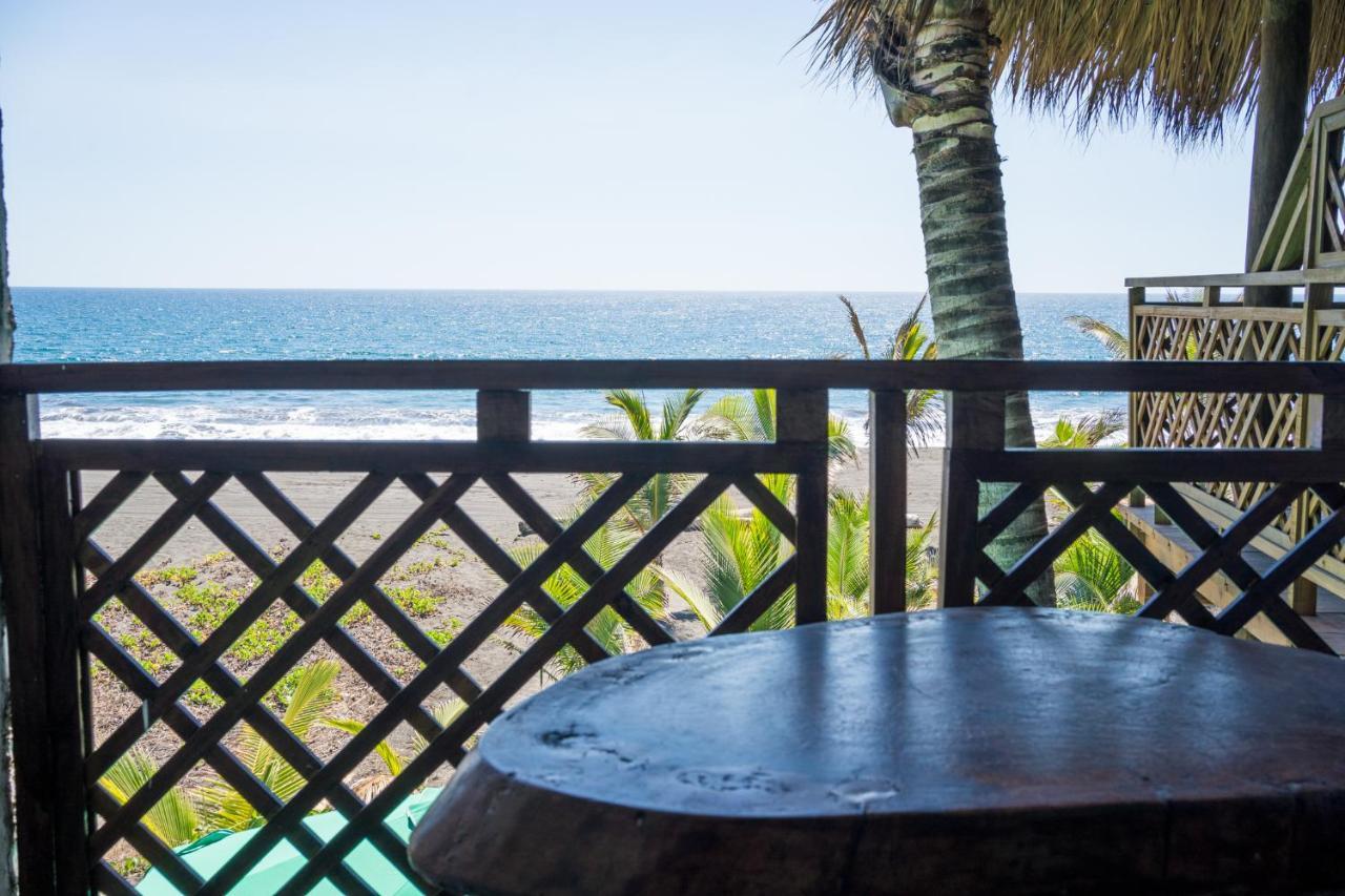 Marbella Eco Lodge Monterrico Bagian luar foto