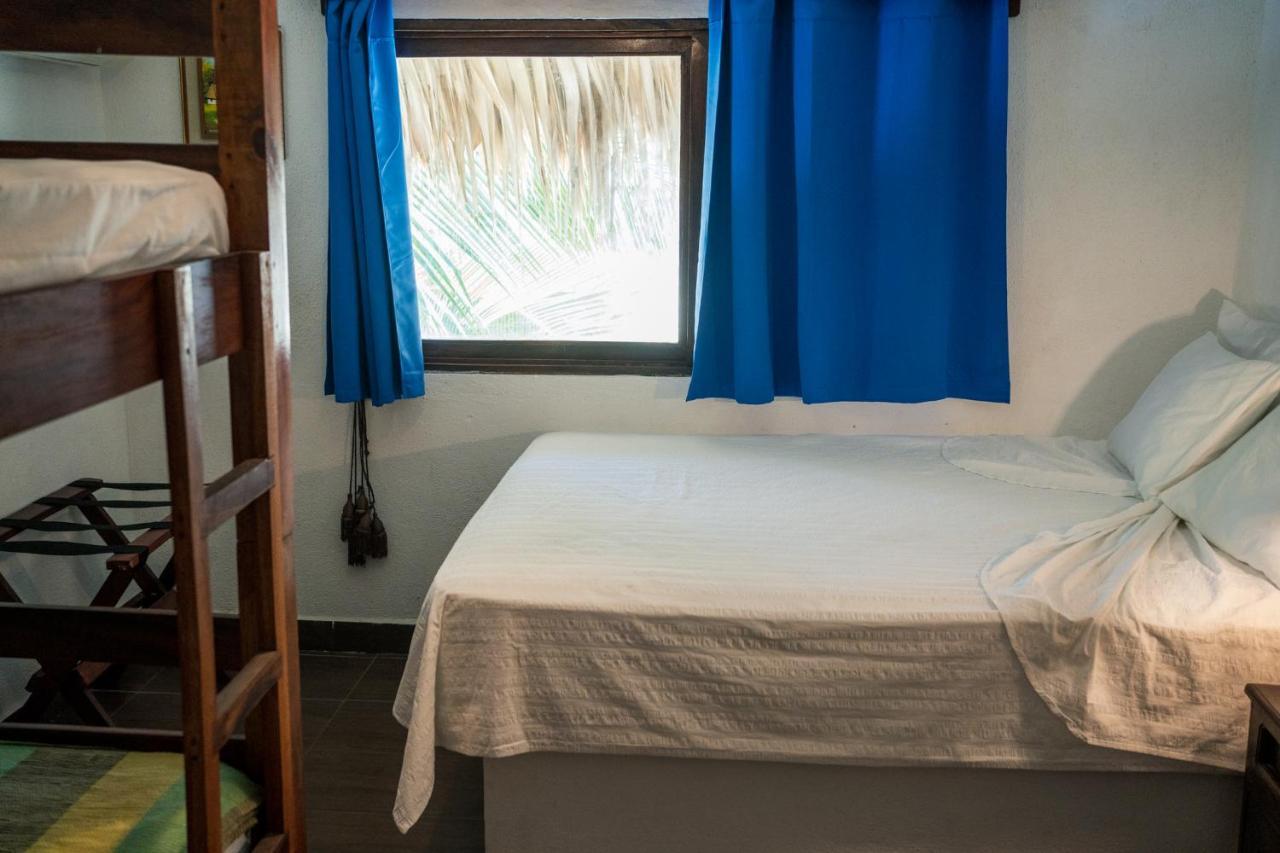 Marbella Eco Lodge Monterrico Bagian luar foto