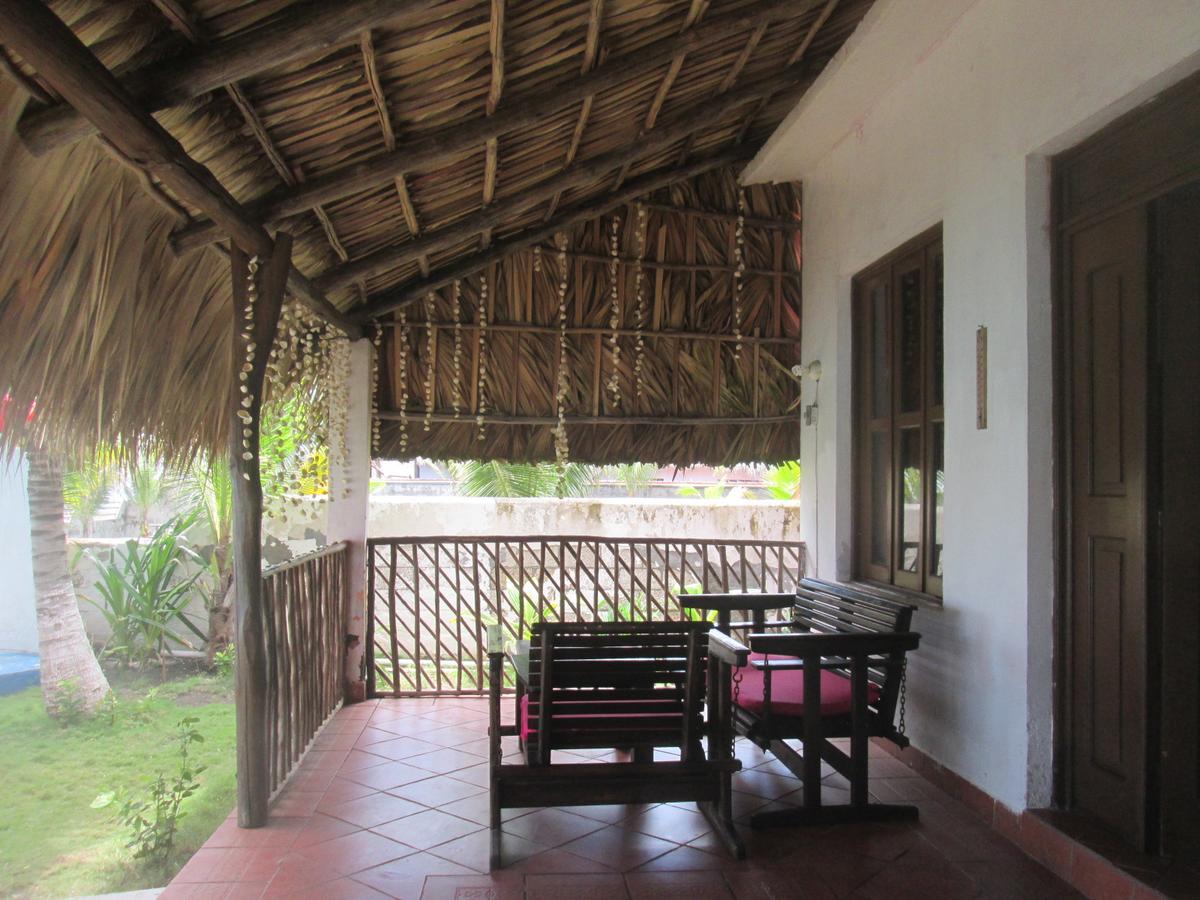 Marbella Eco Lodge Monterrico Bagian luar foto